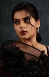 Kavya Thapar photo