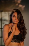 Andrea Jeremiah photo