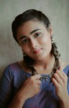 Shalini Pandey photo