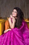 Shalini Pandey photo