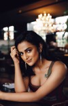 Shraddha Srinath photo