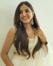 Pranavi Manukonda