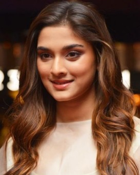 Saiee Manjrekar