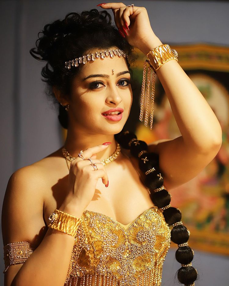 Apsara Rani