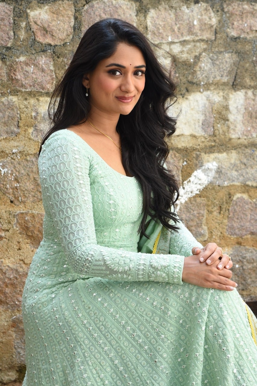 Sandhya Raju