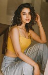 Meenakshii Chaudhary photo