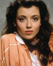 Mia Sara